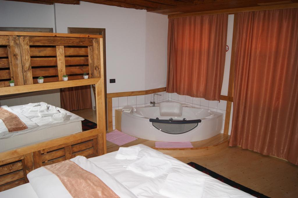 Hotel Prizreni Cameră foto